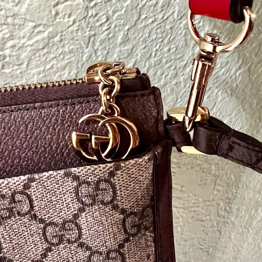 ❌👑✅PRICE FIRM✅AUTHENTIC Gucci GG Supreme Ophidia Wristlet - Picture 11 of 17